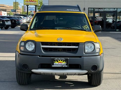 Used 2004 Nissan Xterra XE image 2