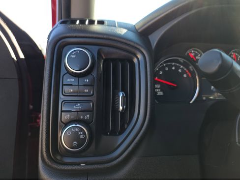 Used 2022 Chevrolet Silverado 1500 Custom Trail Boss w/ Safety Confidence Package image 22