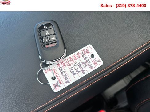 Used 2024 Honda Pilot TrailSport image 22
