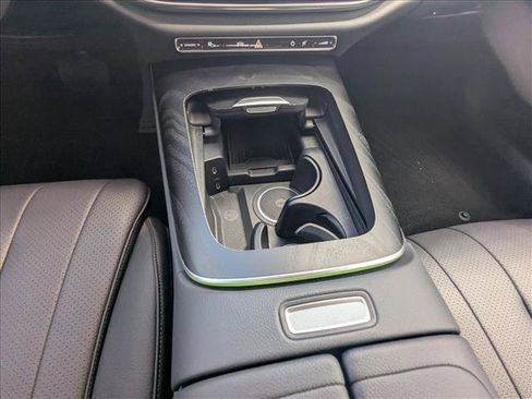 Certified 2025 Mercedes-Benz E 350 4MATIC Sedan w/ Winter Package image 15