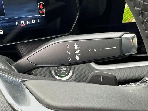 New 2025 Chevrolet Equinox LT image 17