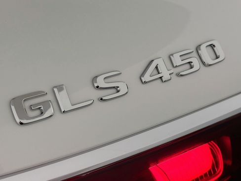 Certified 2024 Mercedes-Benz GLS 450 4MATIC image 10