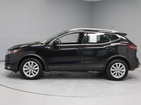 Certified 2022 Nissan Rogue Sport SV AWD/4WD image 7