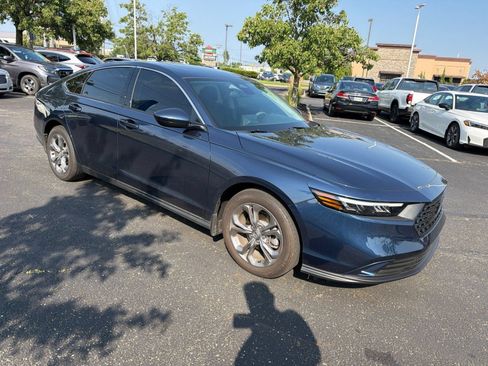 Used 2024 Honda Accord EX image 33