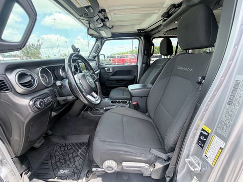 Used 2020 Jeep Wrangler Unlimited Sahara AWD/4WD image 23