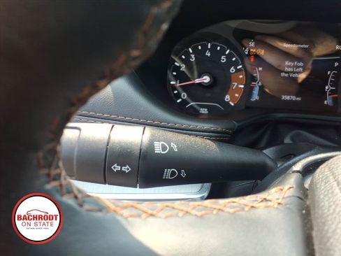 Used 2022 Jeep Compass Limited AWD/4WD image 19