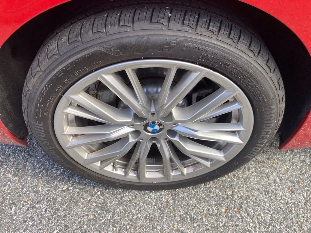 Used 2024 BMW 330i xDrive Sedan AWD/4WD image 16