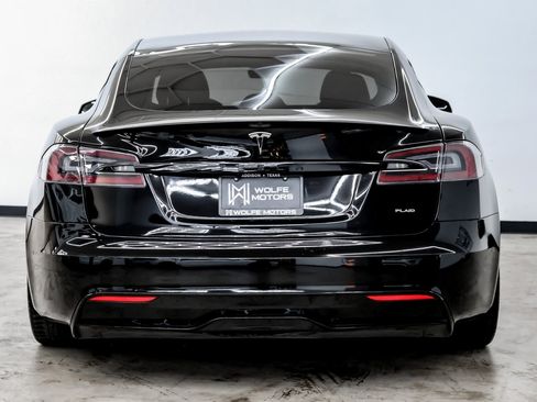 Used 2021 Tesla Model S Plaid image 6