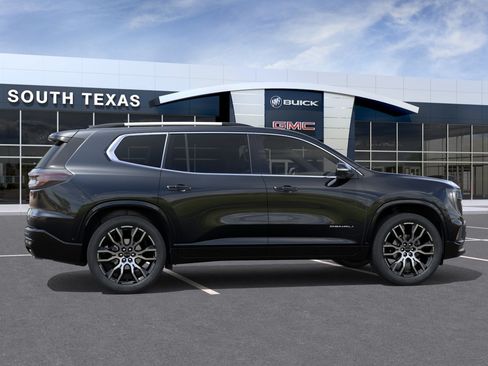 New 2026 GMC Acadia Denali Ultimate FWD image 5