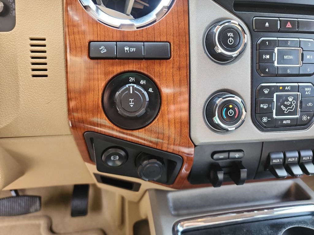 Used 2016 Ford F250 King Ranch w/ FX4 Off-Road Package AWD/4WD image 34