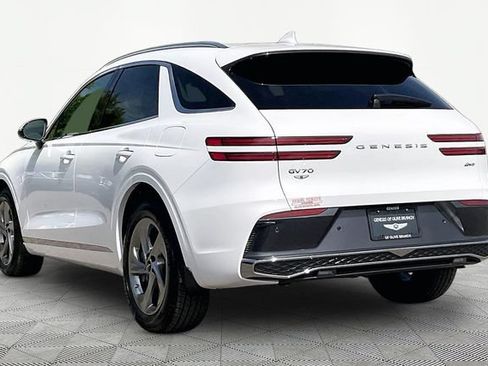 Certified 2026 Genesis GV70 2.5T AWD/4WD image 13