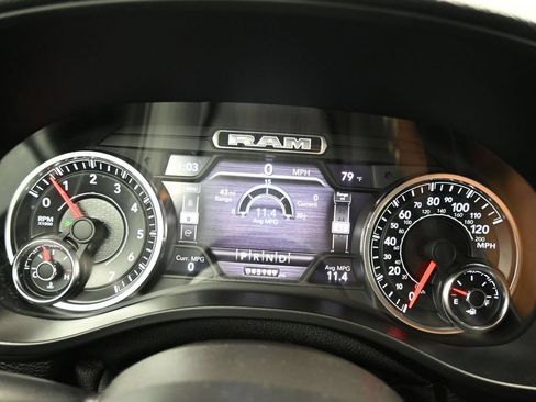 Used 2021 RAM 1500 Laramie AWD/4WD image 16