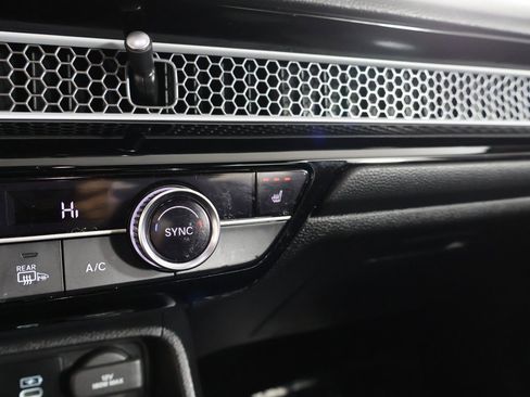 Used 2025 Honda Civic Sport image 47