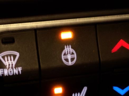 Used 2020 Jeep Gladiator Overland image 33