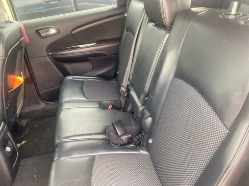 Used 2020 Dodge Journey Crossroad FWD image 9