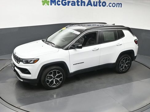 Used 2025 Jeep Compass Limited AWD/4WD image 22