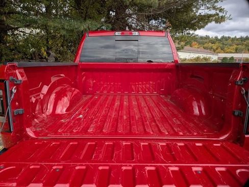 Used 2022 RAM 1500 Big Horn w/ Built-to-serve Edition image 21