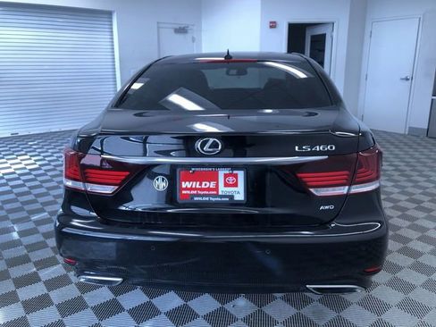 Used 2013 Lexus LS 460 AWD w/ Comfort Pkg image 13