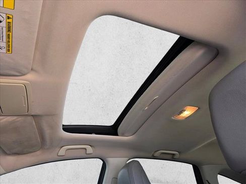 Used 2015 Honda CR-V EX-L image 12
