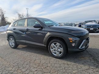 New 2026 Hyundai Kona SE video 1