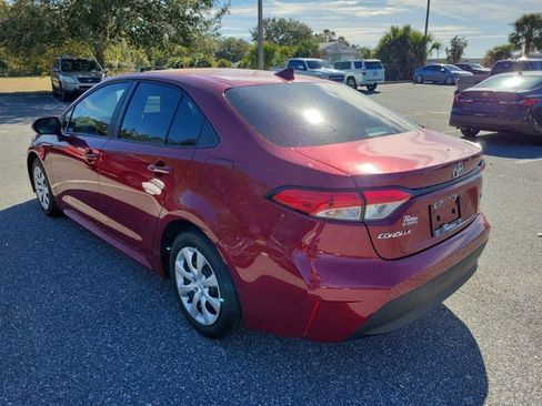 Used 2025 Toyota Corolla LE image 12