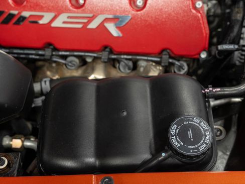 Used 2005 Dodge Viper SRT-10 w/ Copperhead Edition Group RWD image 81