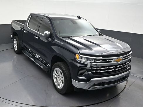 Used 2023 Chevrolet Silverado 1500 LTZ RWD image 19