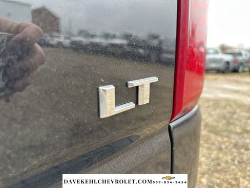 Used 2025 Chevrolet Silverado 1500 LT image 36