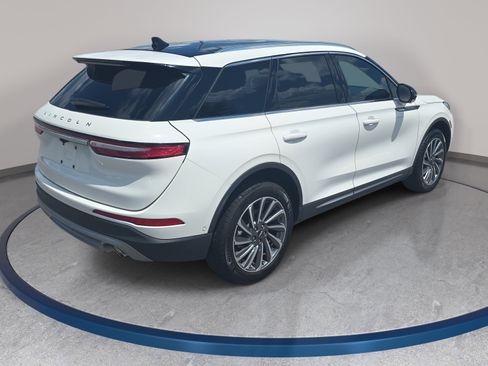 Certified 2024 Lincoln Corsair Reserve w/ Equipment Group 202A AWD/4WD image 5