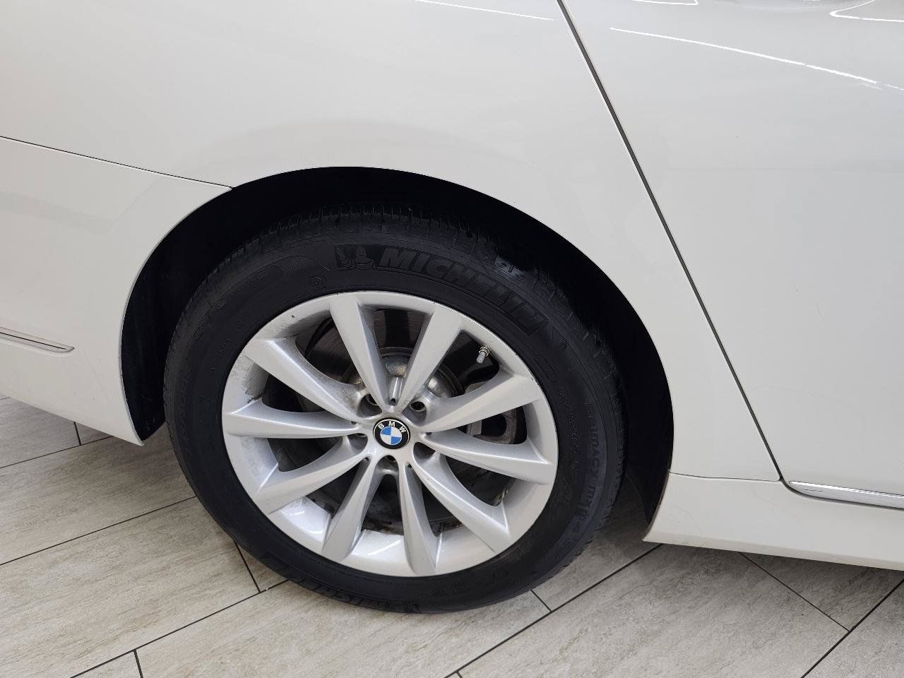 Used 2019 BMW 740i RWD image 44