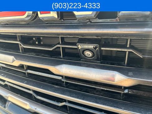 Used 2026 GMC Yukon AT4 Ultimate w/ LPO, Floor Liner Package AWD/4WD image 4