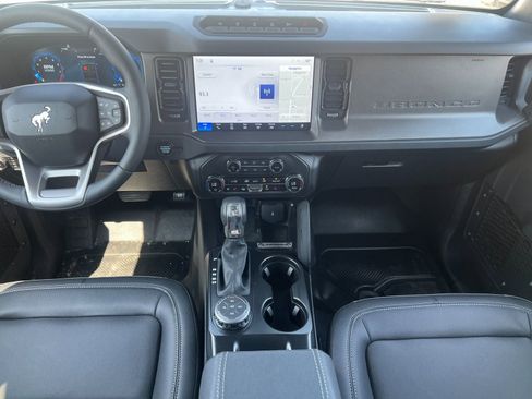 New 2026 Ford Bronco Badlands AWD/4WD image 22