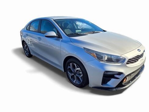 Used 2021 Kia Forte LXS image 1