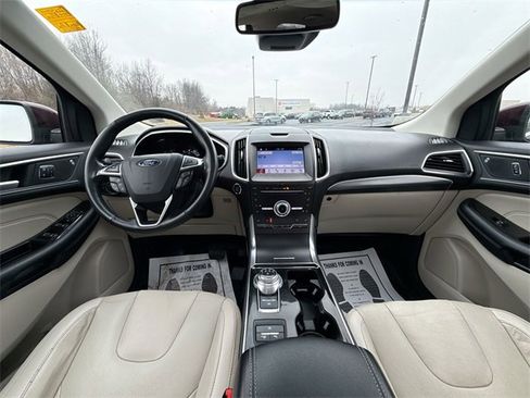 Used 2019 Ford Edge Titanium w/ Equipment Group 301A image 24