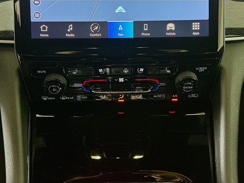 Used 2023 Jeep Grand Cherokee Trailhawk w/ Advanced Protech Group II image 24