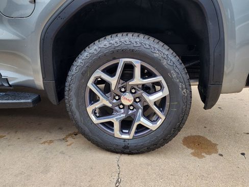 New 2026 GMC Sierra 1500 SLT w/ SLT Premium Plus Package image 52