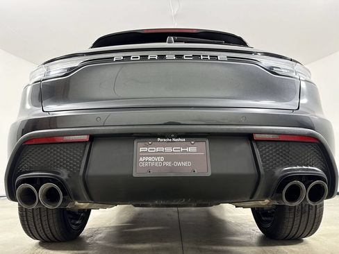 Certified 2026 Porsche Macan AWD/4WD image 19