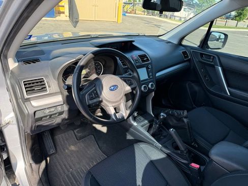 Used 2018 Subaru Forester 2.5i AWD/4WD image 7