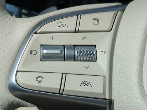 New 2026 Genesis G70 2.5T Prestige image 24