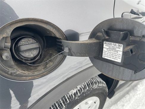 Certified 2023 Subaru Forester image 16