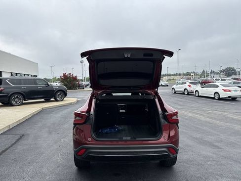 Certified 2025 Chevrolet Trax RS w/ Driver Confidence Package FWD image 19