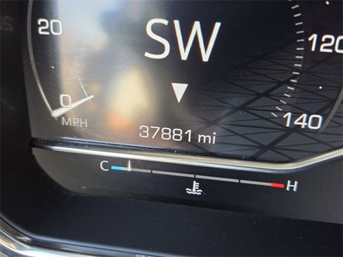 Used 2025 GMC Sierra 1500 AT4 w/ AT4 Premium Package image 26