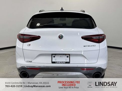 Used 2023 Alfa Romeo Stelvio Ti AWD/4WD image 8