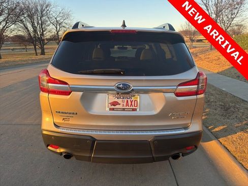 Used 2020 Subaru Ascent Limited w/ Technology Package image 4