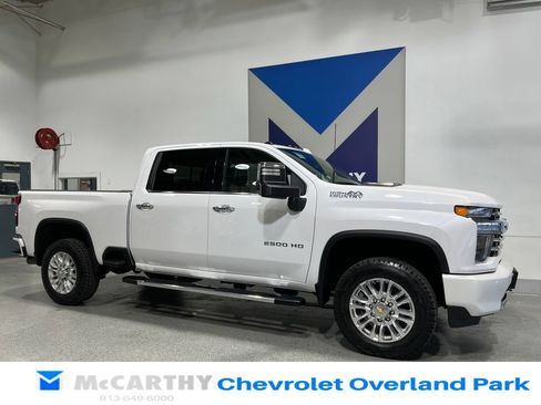 Used 2021 Chevrolet Silverado 2500 High Country w/ Z71 Off-Road Package AWD/4WD image 3