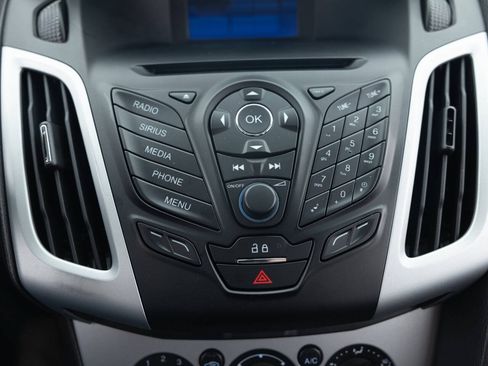 Used 2013 Ford Focus SE FWD image 33