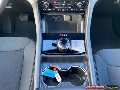 New 2025 Jeep Grand Cherokee Laredo X w/ Luxury Tech Group I image 12