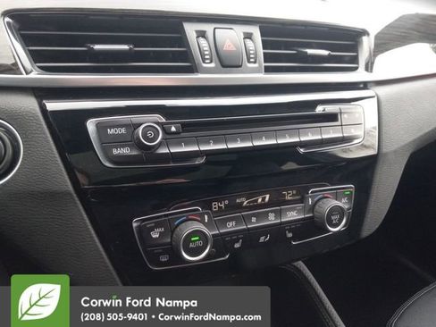 Used 2018 BMW X1 xDrive28i AWD/4WD image 17