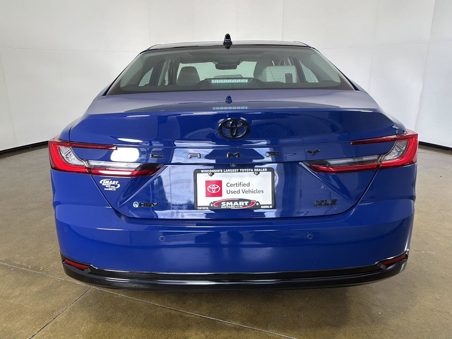 Used 2026 Toyota Camry XLE w/ Premium Plus Package FWD image 11