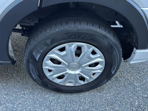 Used 2022 Ford Transit 350 XLT image 29